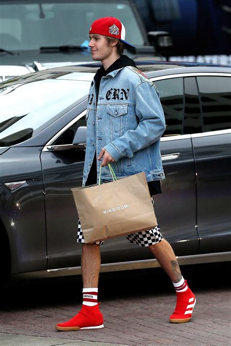 justin bieber gucci denim jacket